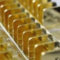 Will gold price go up in 10 years?